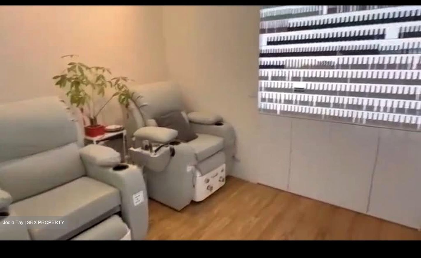 Ang Mo Kio Avenue 10 (D20), Shop House #596882521